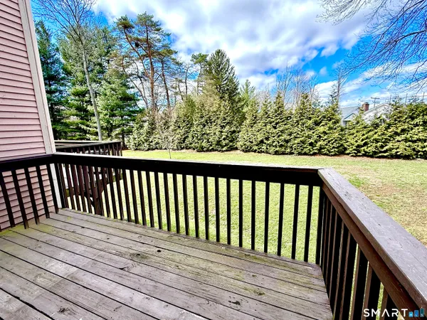 $249,900 | 169 Greenwoods Lane, Unit 169, East Windsor, CT 06088