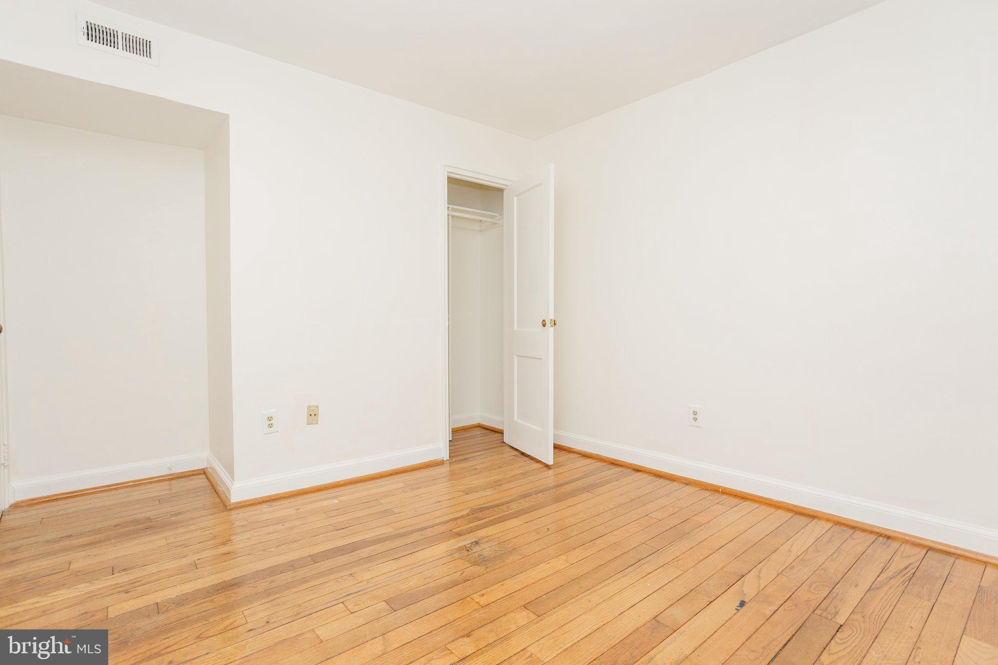 2908 13th Road South, Unit 102 Arlington, VA 22204 - Photo 14 of 26 Gallery Image 14
