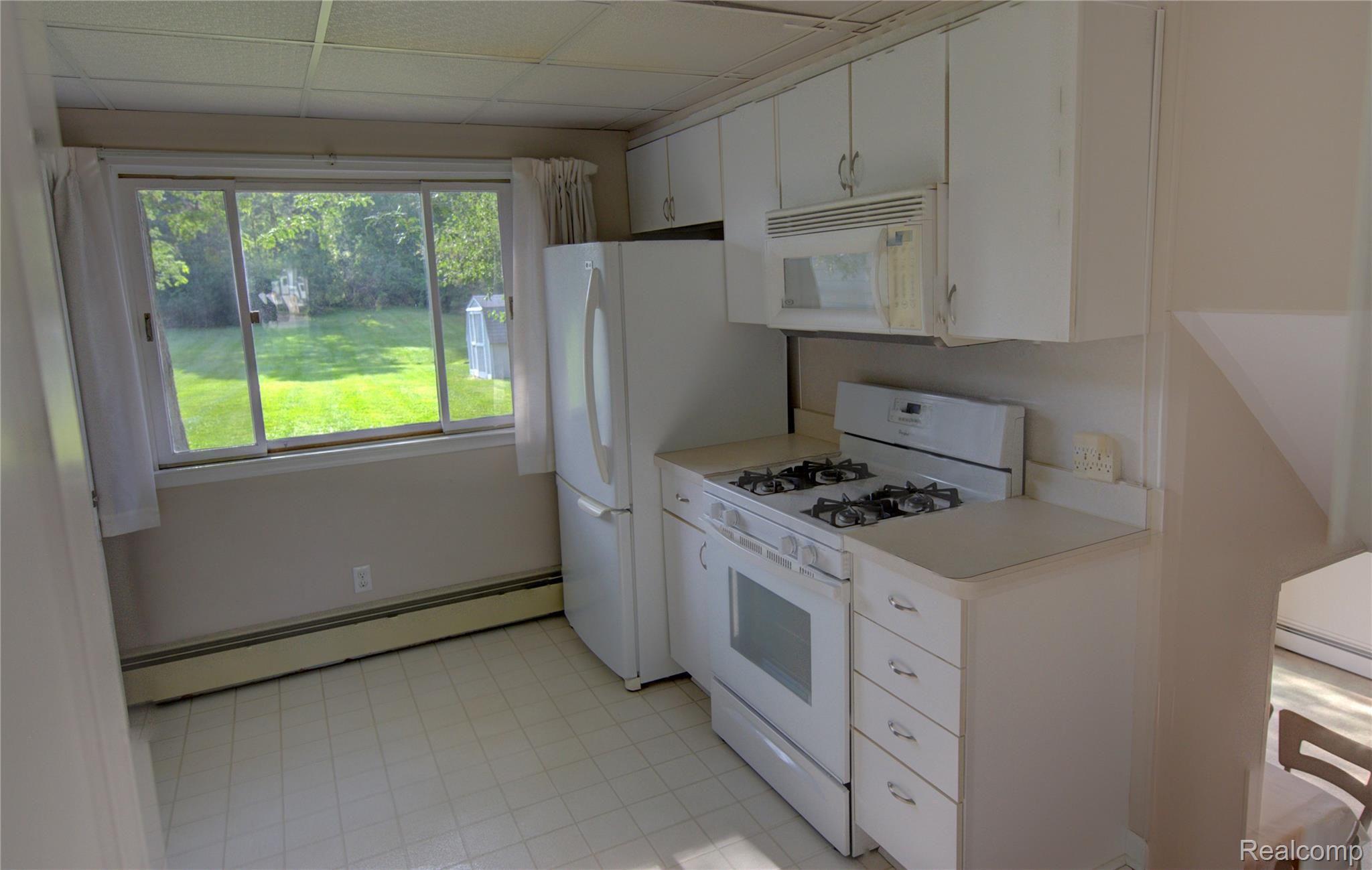 4366 South Center Road Burton, MI 48519 - Photo 6 of 20 _DSC1791_2_3.jpg