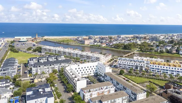 $2,950 | 601 Heck Street, Unit 303, Asbury Park, NJ 07712