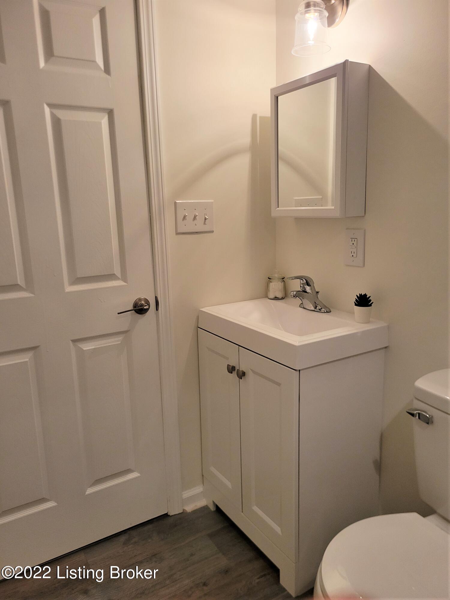 5018 Woodsend Road Louisville, KY 40229 - Photo 51 of 74 20220301_174715