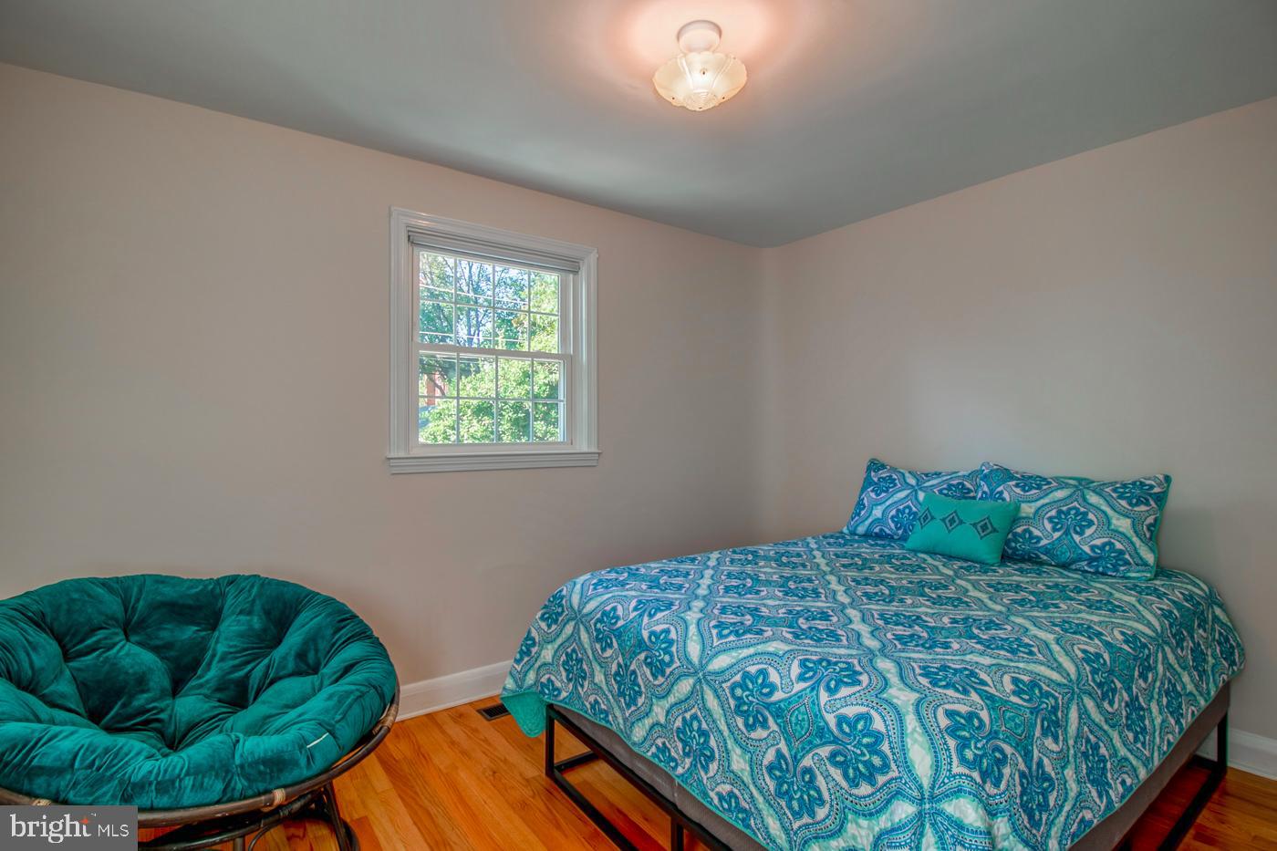 103 Greenbrier Road Towson, MD 21286 - Photo 26 of 53 First floor back bedroom with 2 windows - #2