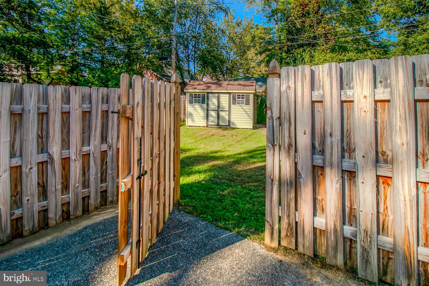 103 Greenbrier Road Towson, MD 21286 - Photo 44 of 53 Recent privacy fence around the entire back yard