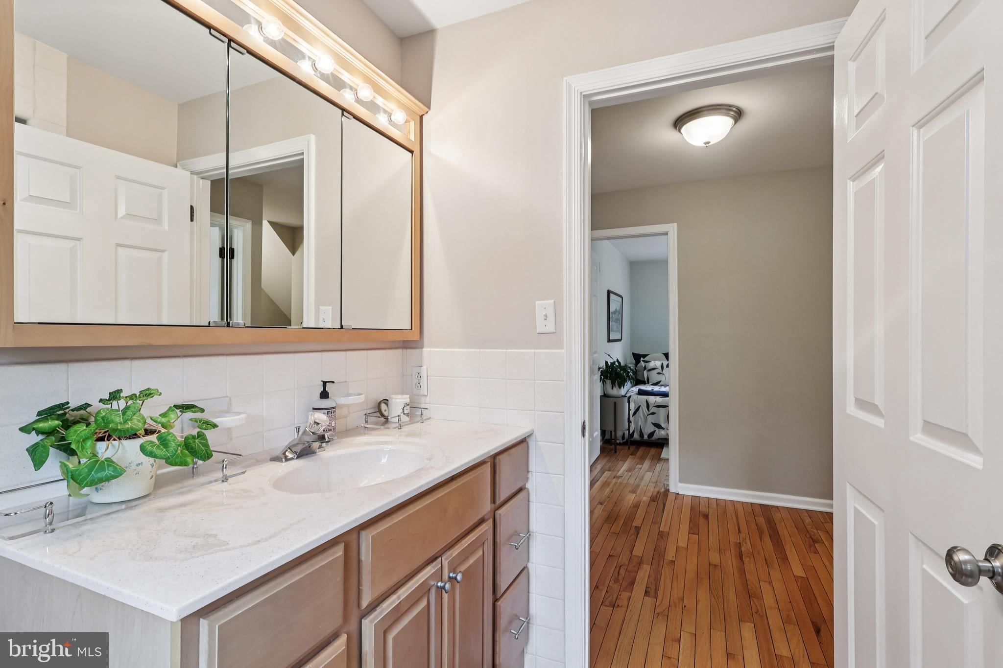 633 Foxfields Road Bryn Mawr, PA 19010 - Photo 30 of 44 Hall Bathroom