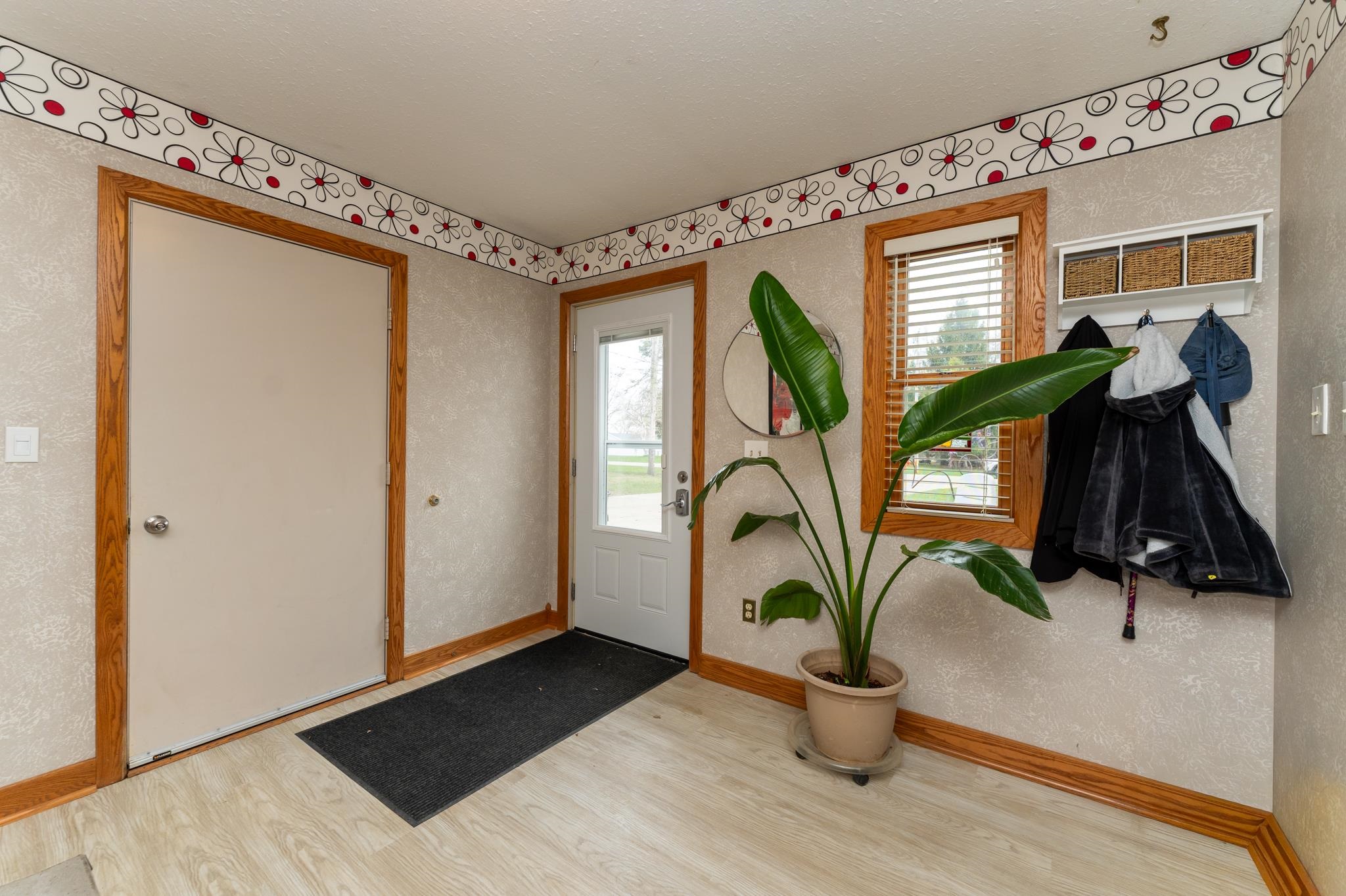 1735 Scully Road Mount Pleasant, MI 48858 - Photo 9 of 34