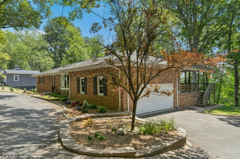 783 Long Hill Road Gillette, NJ 07933 - Photo 7 of 43