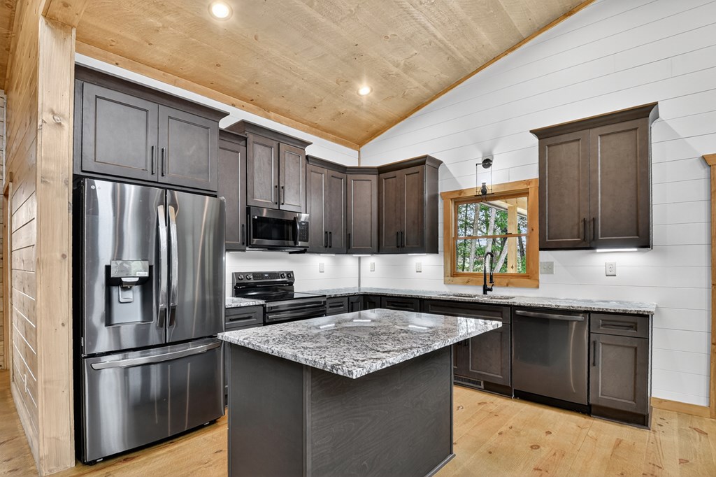 288 Windy Valley Trail Blue Ridge, GA 30513 - Photo 13 of 49 Gallery Image 13
