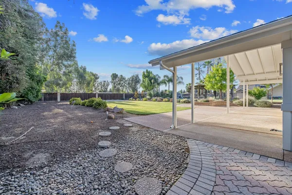 $1,599,900 | 2033 Alluvial Avenue, Clovis, CA 93611