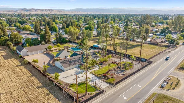 $1,599,900 | 2033 Alluvial Avenue, Clovis, CA 93611