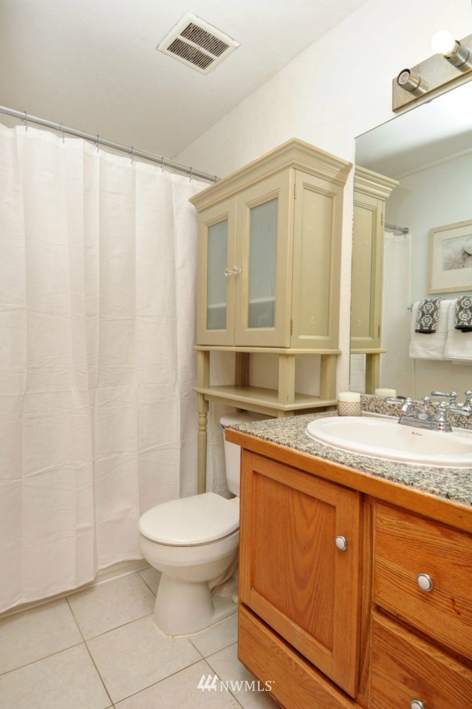 3227 193rd Place Southeast Bothell, WA 98012 - Photo 10 of 15 Gallery Image 10