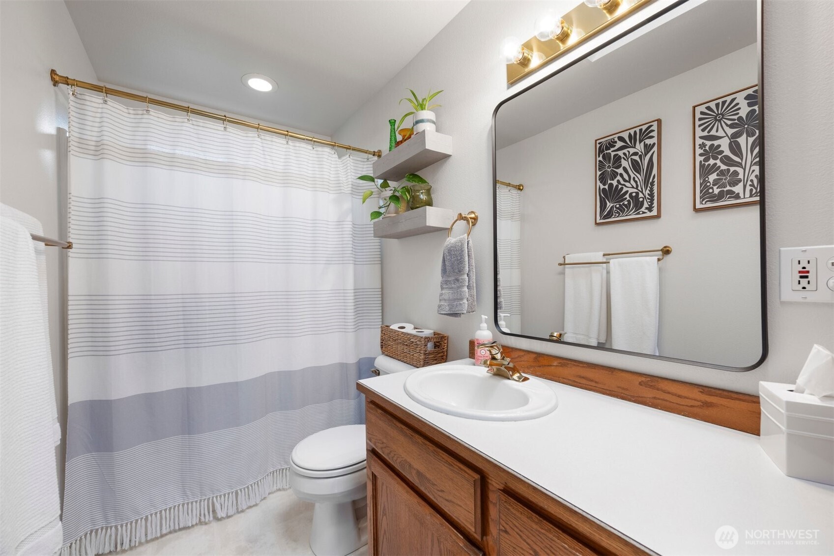 2304 5th Street Everett, WA 98201 - Photo 21 of 29 Gallery Image 21