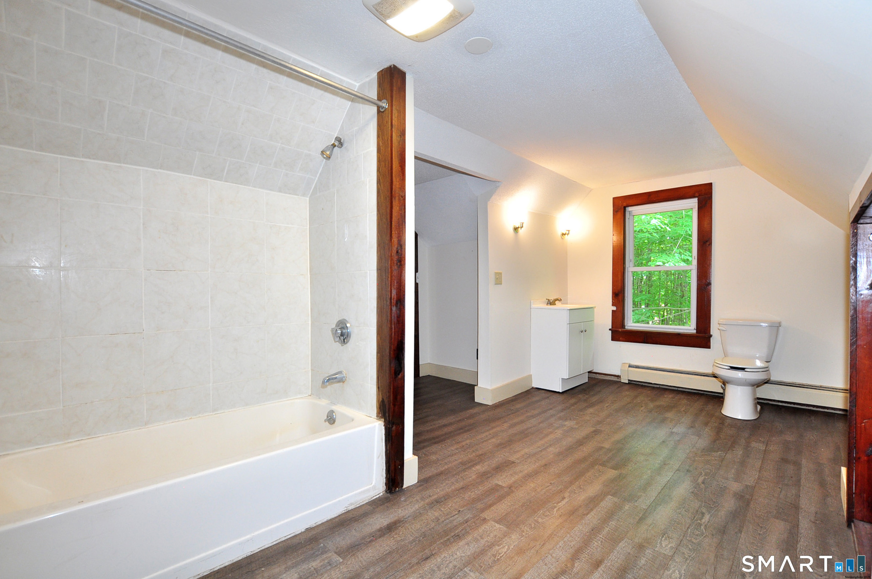 146 Lost Acres Road Granby, CT 06060 - Photo 25 of 28 Second floor bathroom