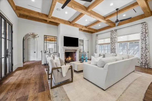 $6,949,000 | 3818 Del Monte Drive, Houston, TX 77019