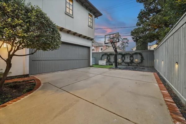 $6,949,000 | 3818 Del Monte Drive, Houston, TX 77019