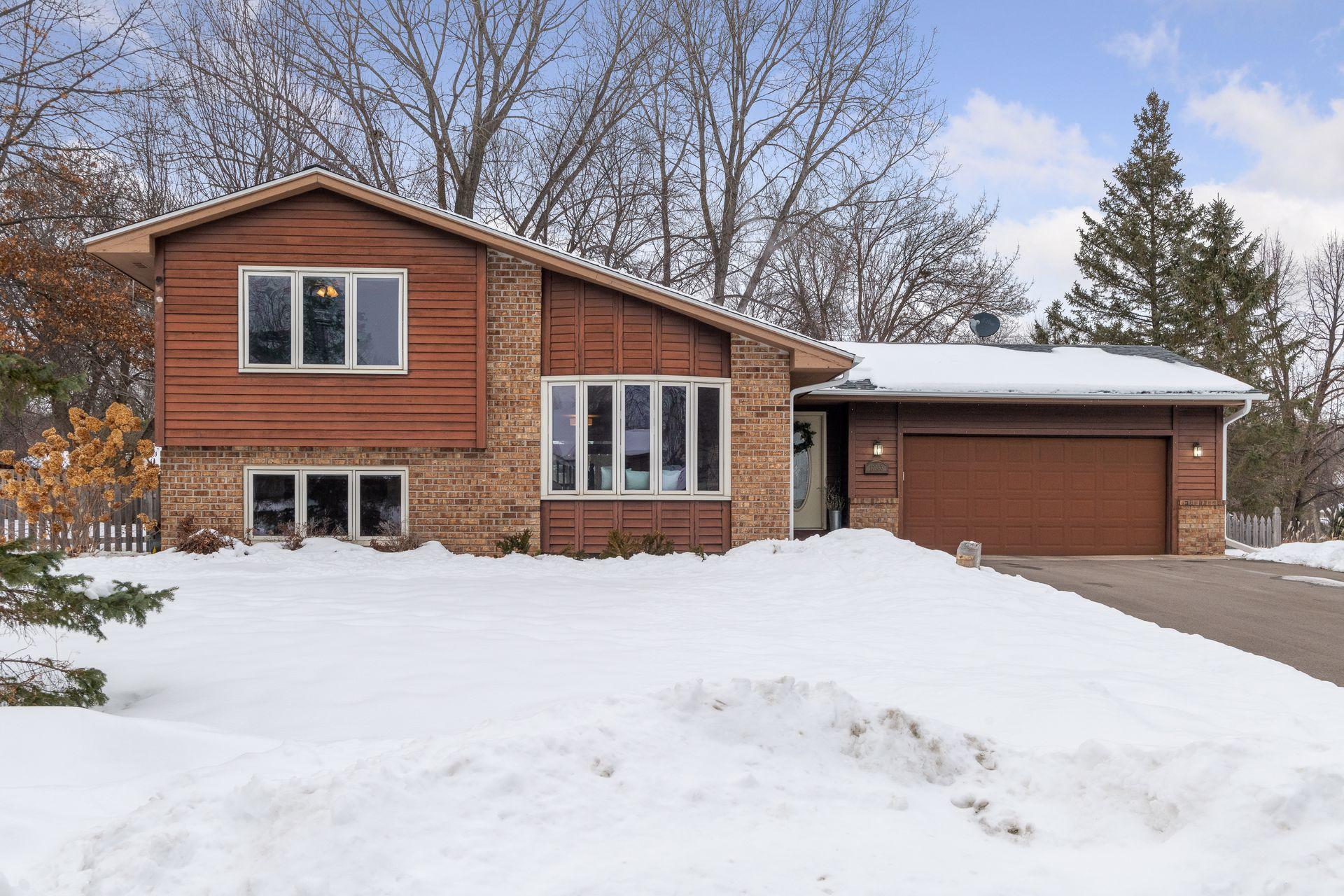 17253 Round Lake Road Eden Prairie, MN 55346 - Photo 1 of 64
