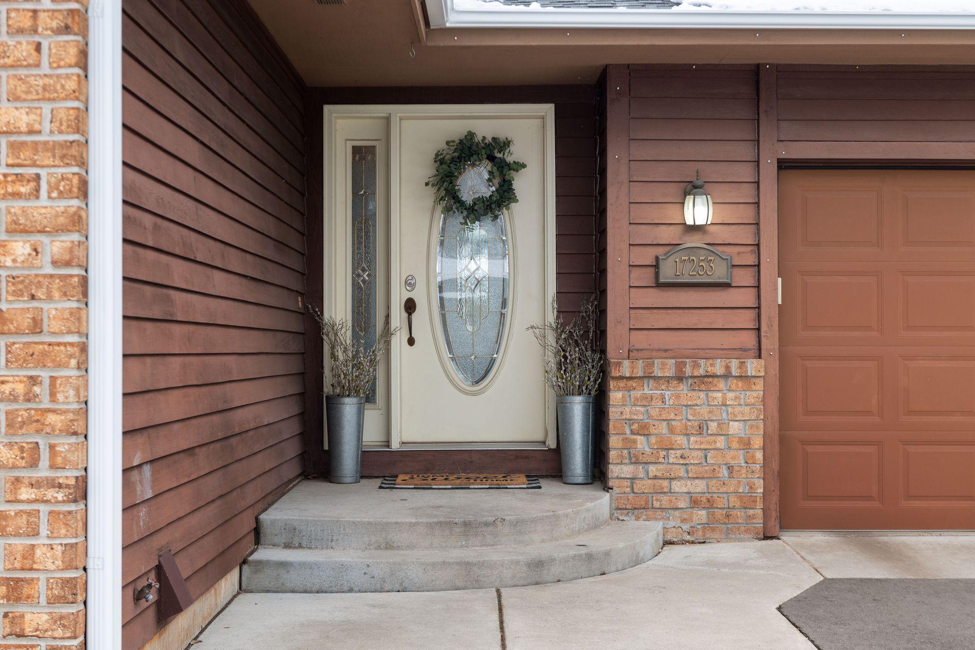 17253 Round Lake Road Eden Prairie, MN 55346 - Photo 2 of 64