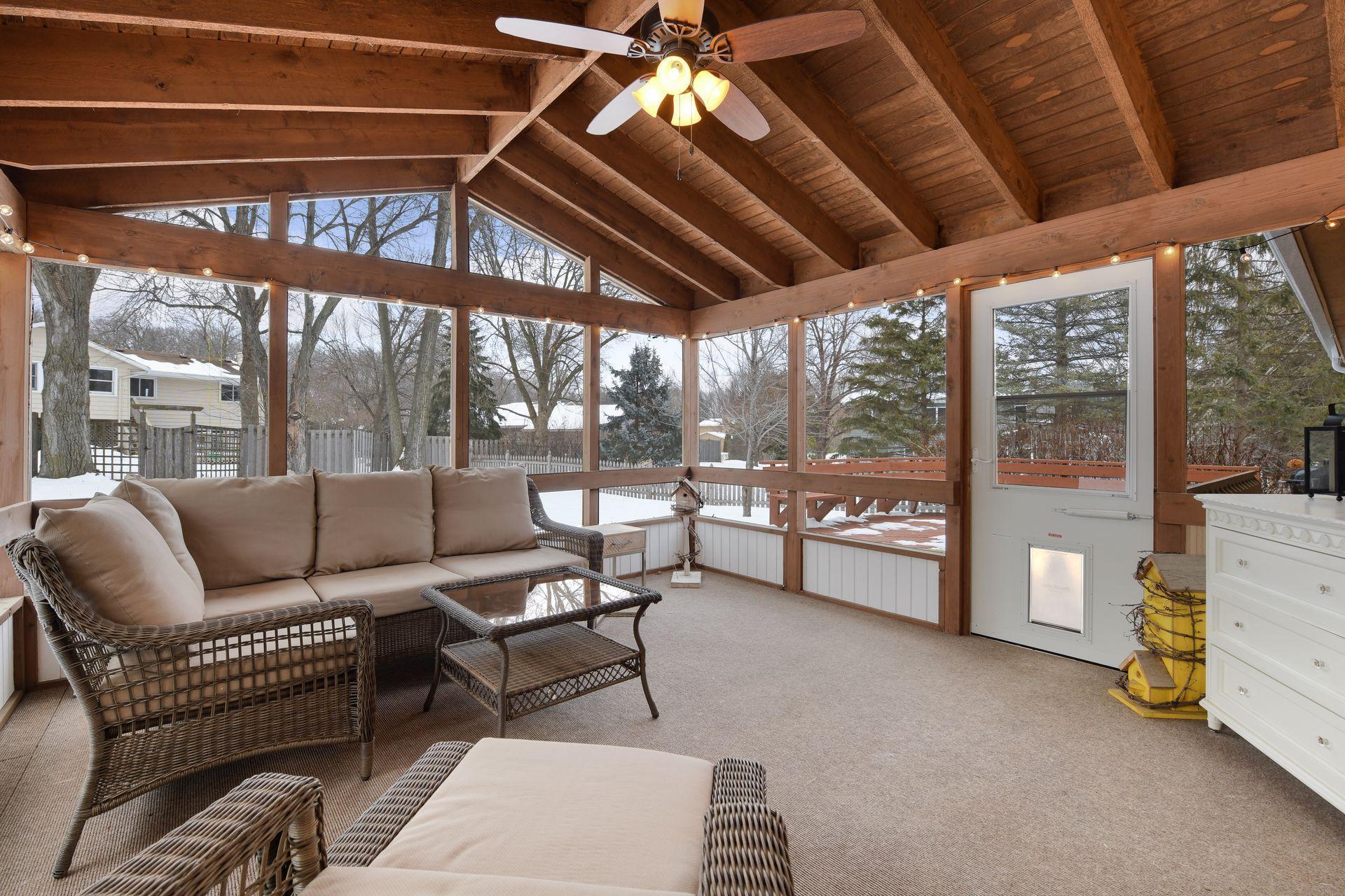 17253 Round Lake Road Eden Prairie, MN 55346 - Photo 15 of 64