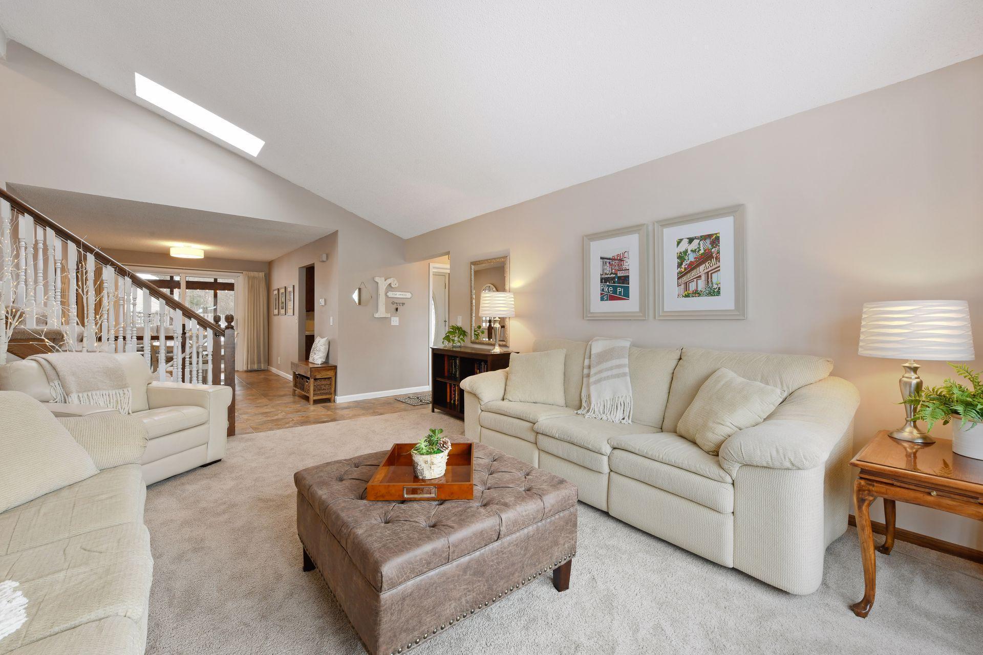 17253 Round Lake Road Eden Prairie, MN 55346 - Photo 8 of 64