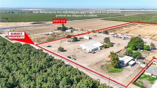 an aerial view of a tennis court