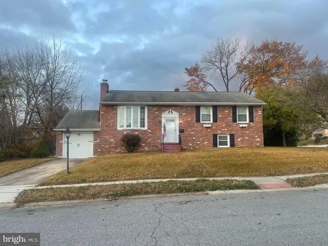 $2,800 | 3207 Carillon Drive, Wilmington, DE 19808