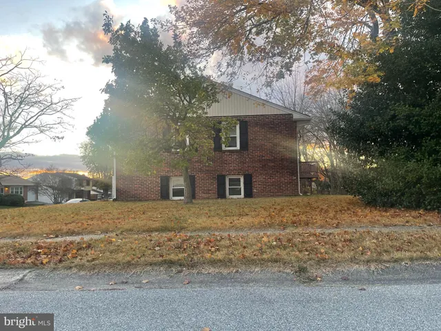 $2,800 | 3207 Carillon Drive, Wilmington, DE 19808