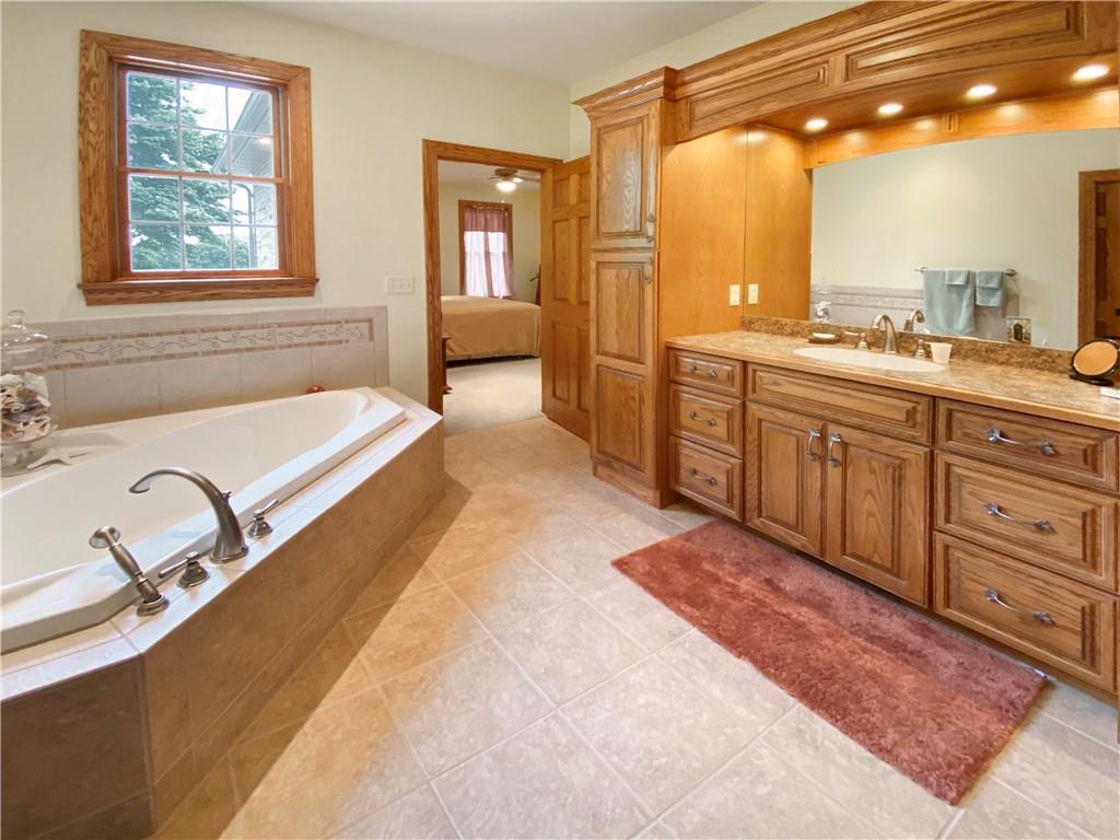 1885 Marr Road Pulaski, PA 16143 - Photo 12 of 15
