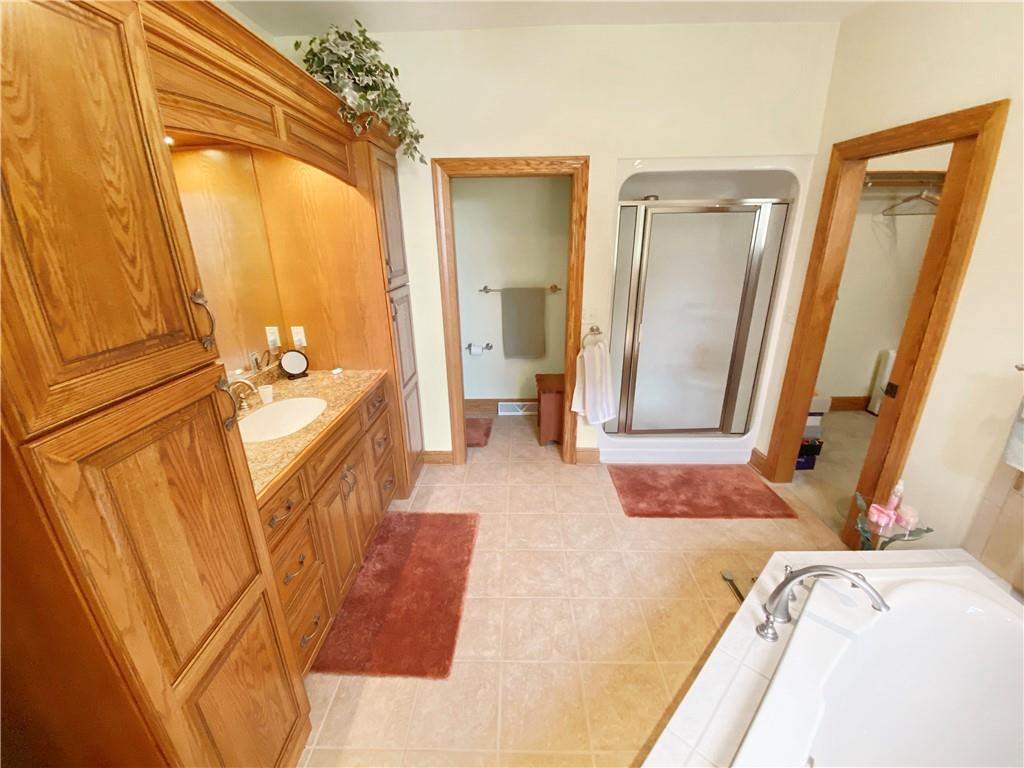 1885 Marr Road Pulaski, PA 16143 - Photo 13 of 15