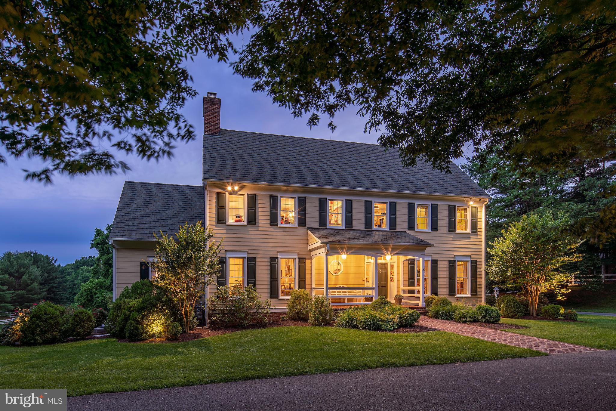 11512 Glen Road Potomac, MD 20854 - Photo 3 of 47 Circular Driveway