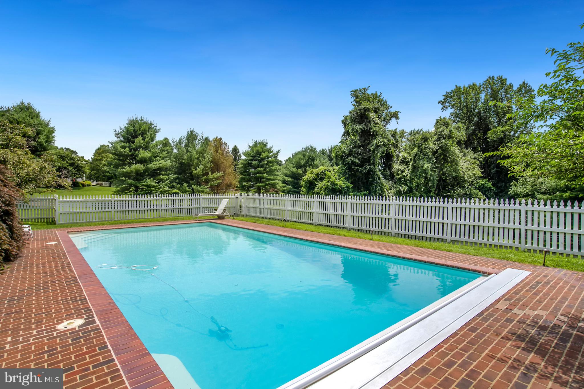 11512 Glen Road Potomac, MD 20854 - Photo 9 of 47 View of the property from the pool patio