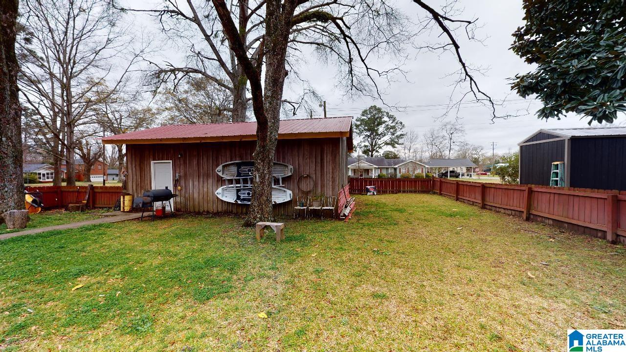 1815 4th Avenue Clanton, AL 35045 - Photo 4 of 15