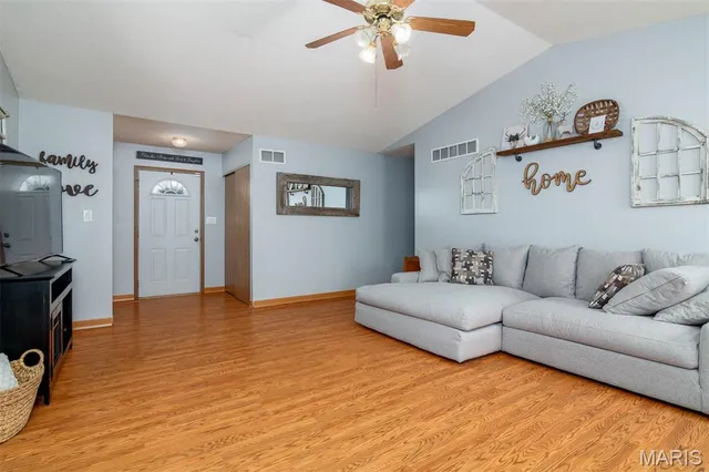 $269,000 | 3527 Pierland Drive, Pocahontas, IL 62275