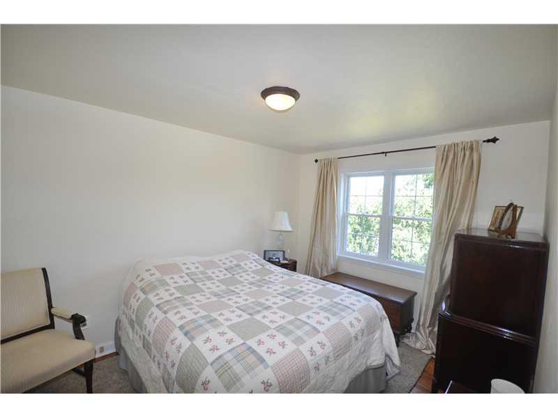 342 Fort Couch Road Upper St. Clair, PA 15241 - Photo 11 of 25 Master Bedroom.