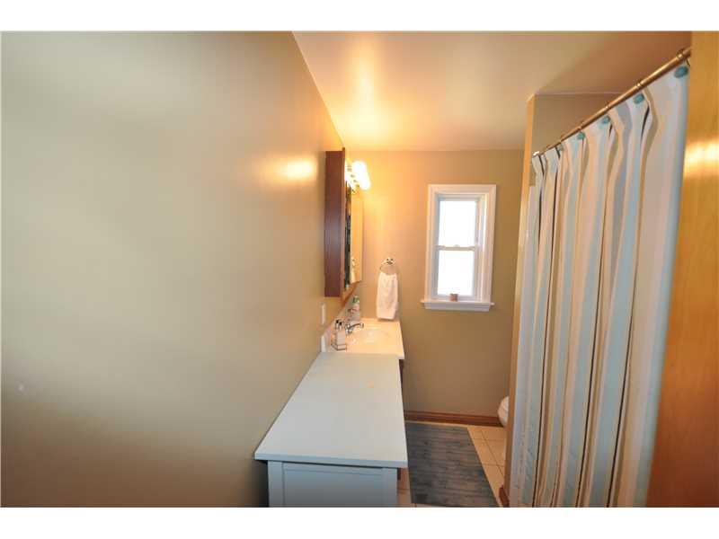 342 Fort Couch Road Upper St. Clair, PA 15241 - Photo 15 of 25 Full Bath.