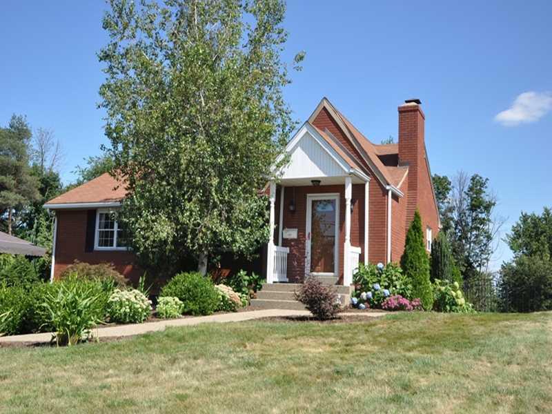 342 Fort Couch Road Upper St. Clair, PA 15241 - Photo 25 of 25 Exterior Front.