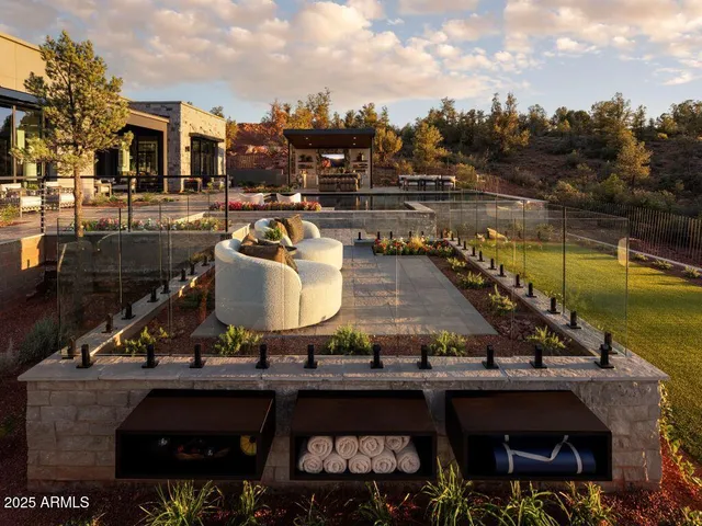 $6,000,000 | 240 Hillside Vista Drive, Sedona, AZ 86336