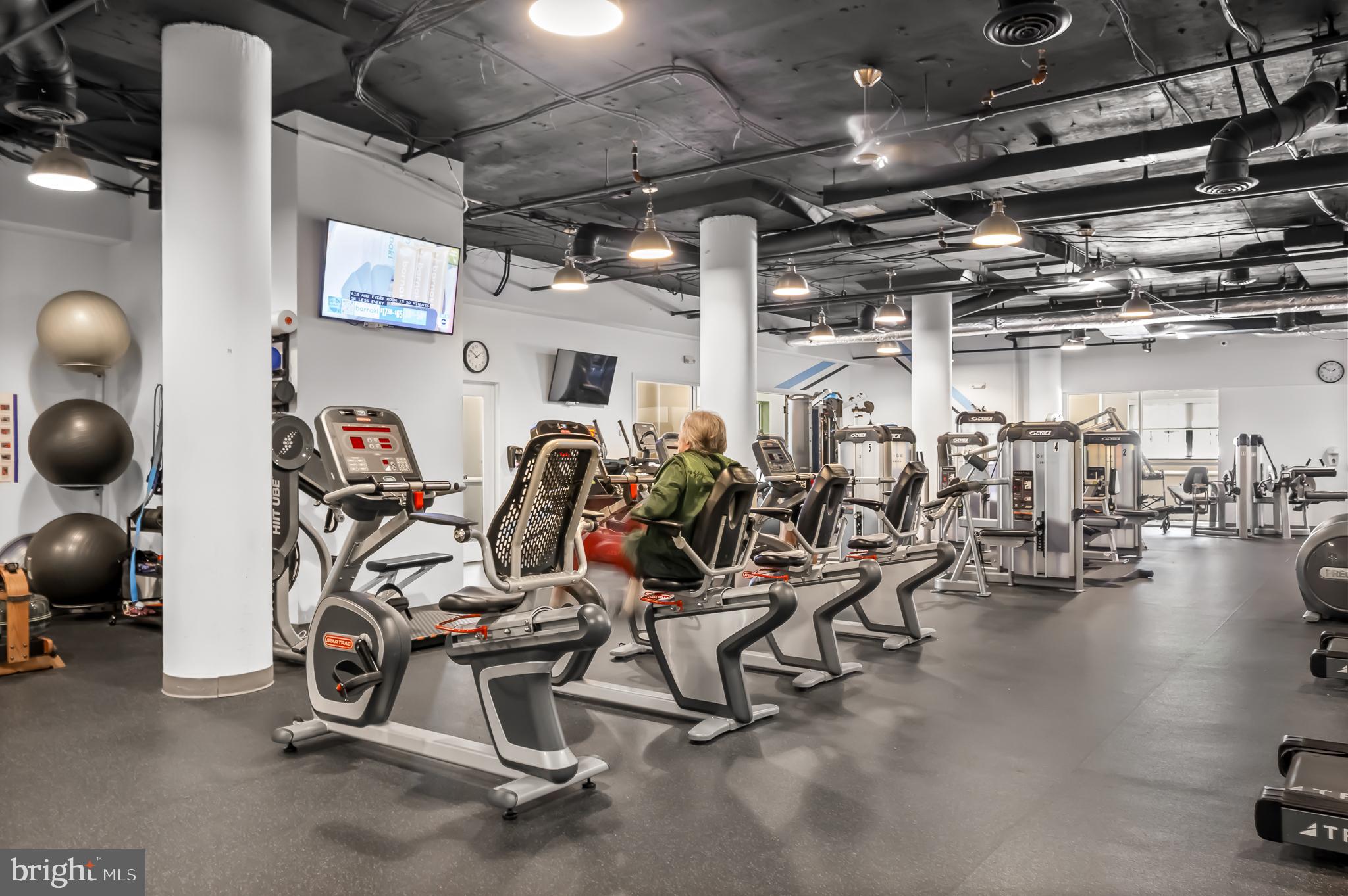 19385 Cypress Ridge Terrace, Unit 519 Leesburg, VA 20176 - Photo 36 of 43 LW Fitness Center