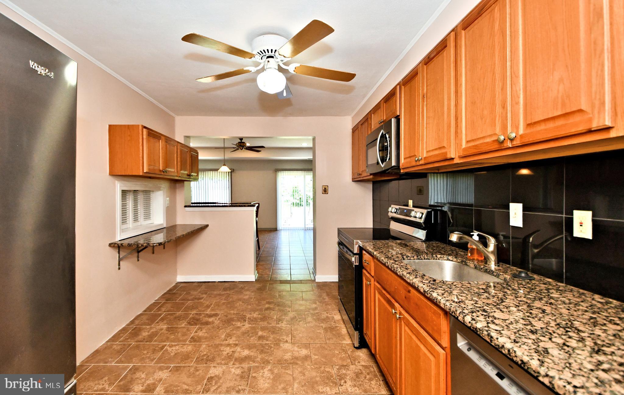 211 Oaktree Road Norristown, PA 19401 - Photo 15 of 62 Gallery Image 15