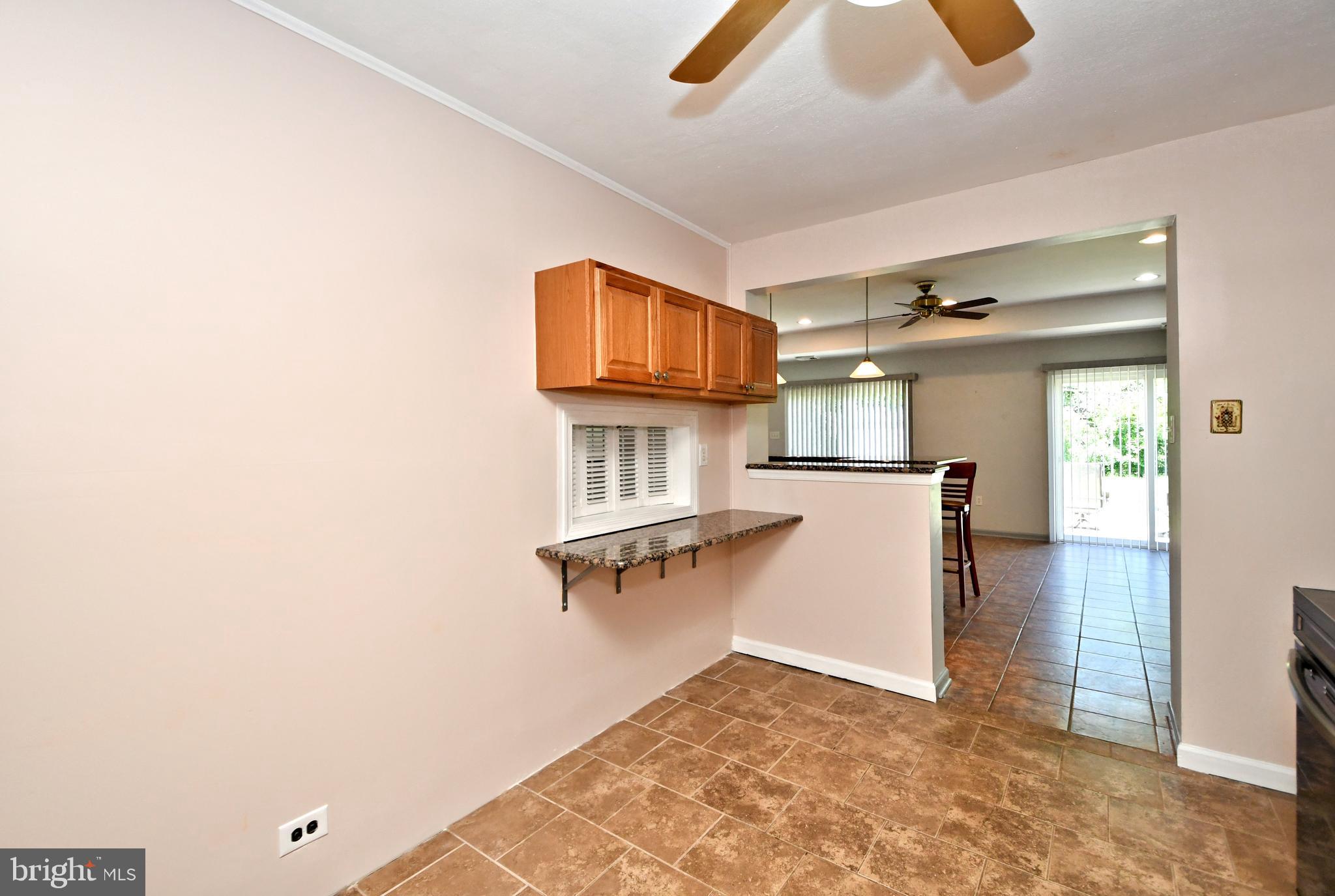 211 Oaktree Road Norristown, PA 19401 - Photo 17 of 62 Gallery Image 17