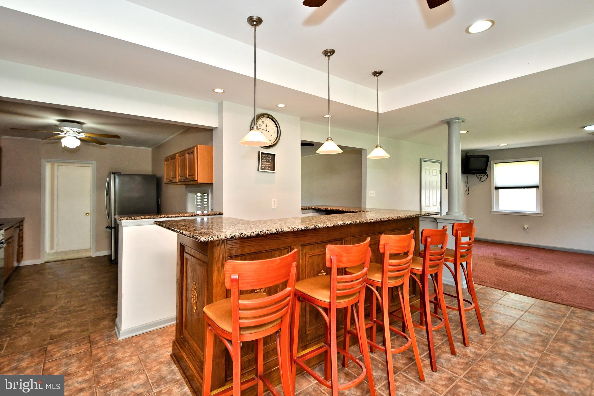 211 Oaktree Road Norristown, PA 19401 - Photo 18 of 62 Gallery Image 18