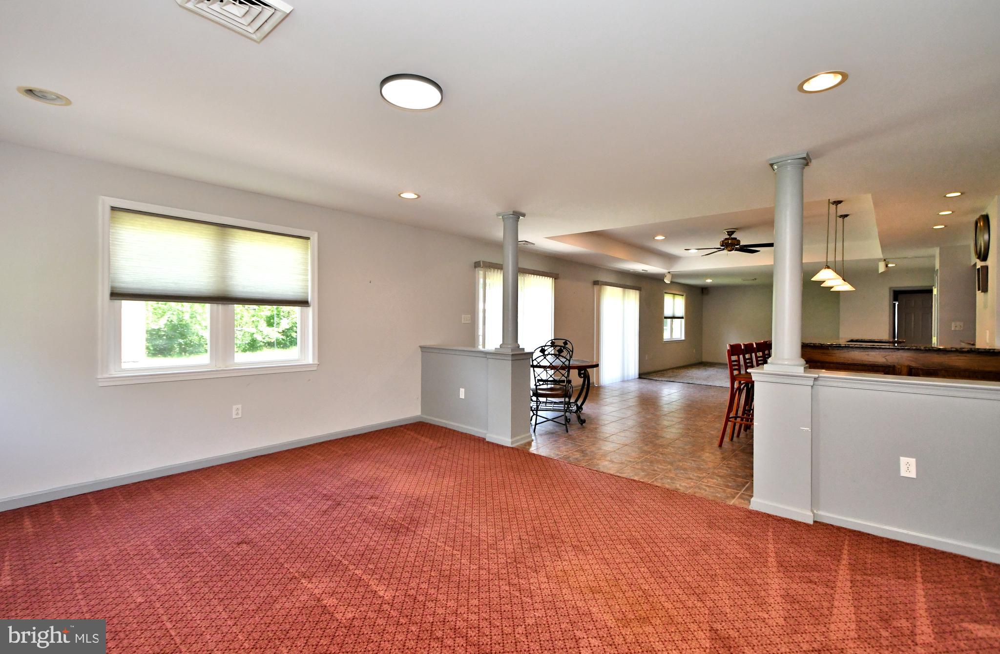 211 Oaktree Road Norristown, PA 19401 - Photo 34 of 62 Gallery Image 34