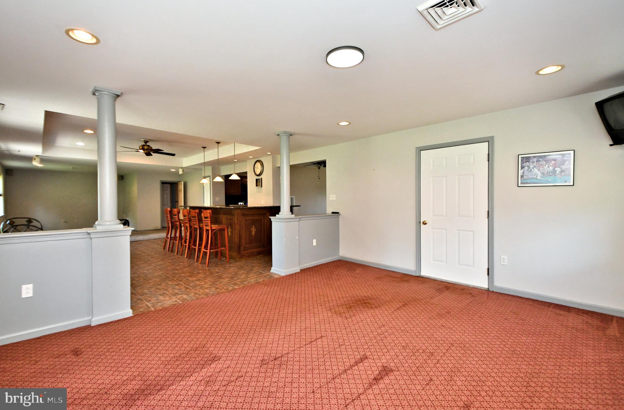 211 Oaktree Road Norristown, PA 19401 - Photo 35 of 62 Gallery Image 35