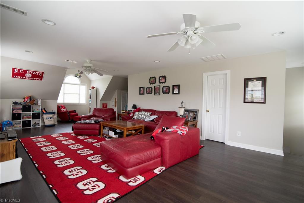 6110 Trotter Ridge Road Summerfield, NC 27358 - Photo 15 of 19