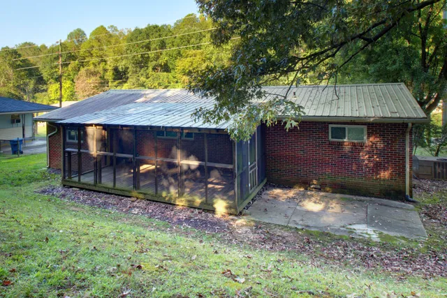 $1,800 | 432 Lullwater Road, Chattanooga, TN 37405