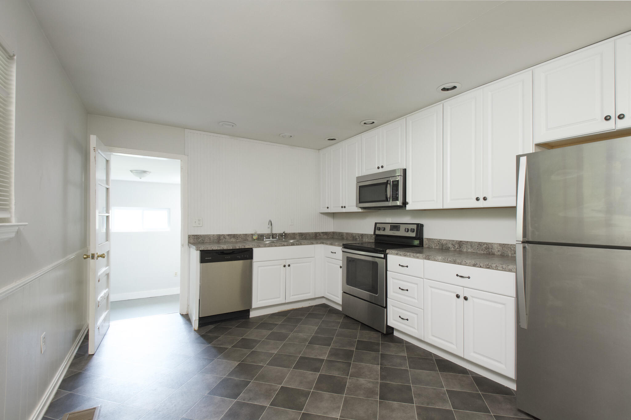 432 Lullwater Road Chattanooga, TN 37405 - Photo 7 of 22 432 Lullwater Rd 15