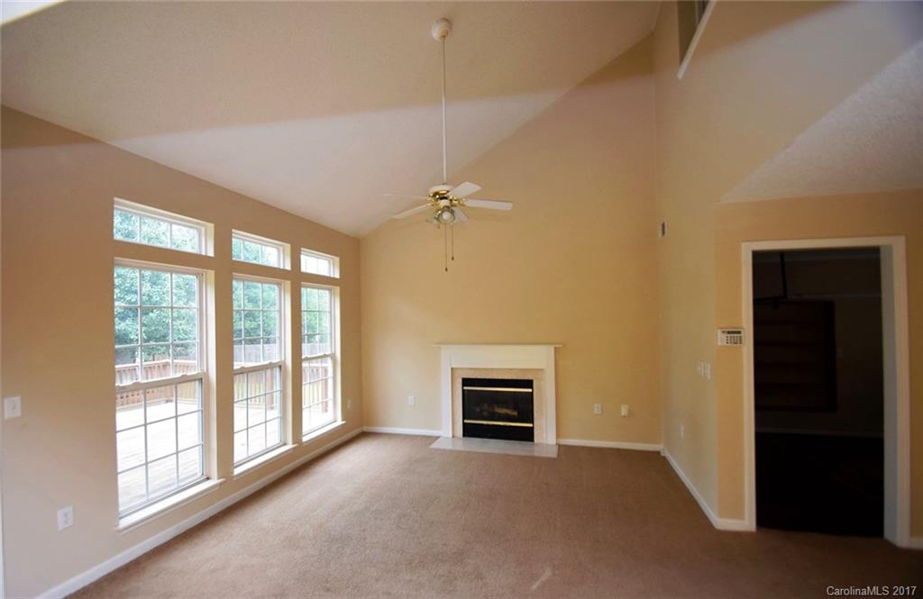 10231 Ridgewell Court Charlotte, NC 28215 - Photo 7 of 17