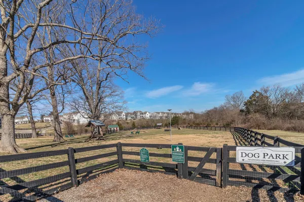 a view of outdoor space with a garden