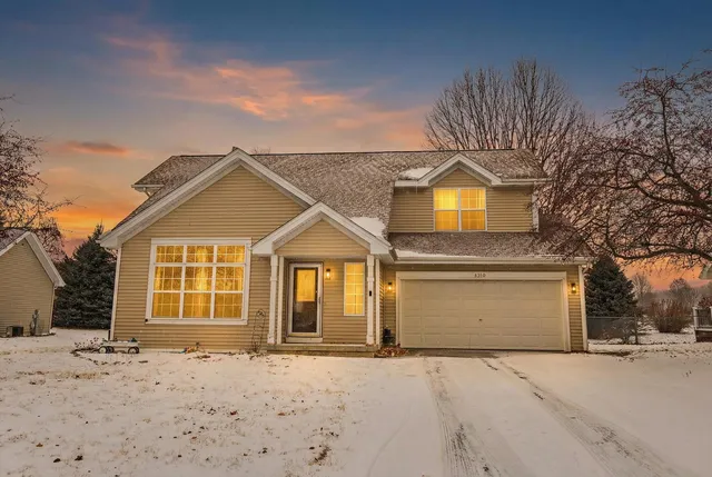 $290,000 | 2235 Tumbleweed Lane, Beloit, WI 53511