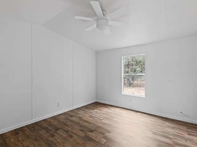 $1,500 | 146 Deerwood Lane, Springtown, TX 76082