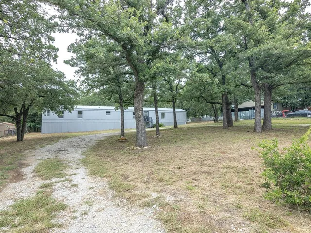 $1,500 | 146 Deerwood Lane, Springtown, TX 76082