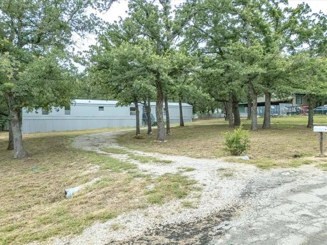 $1,500 | 146 Deerwood Lane, Springtown, TX 76082